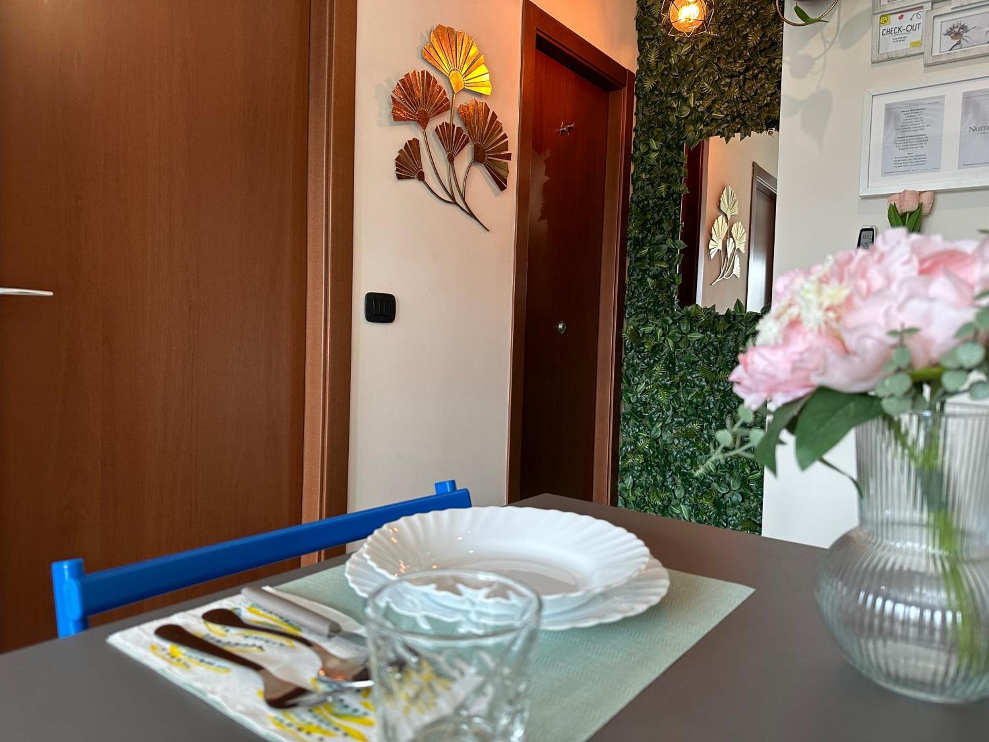 Апартаменти Il Gabbiano Savona "Luxury House" - Wifi, Parking, Shopping Center Екстер'єр фото