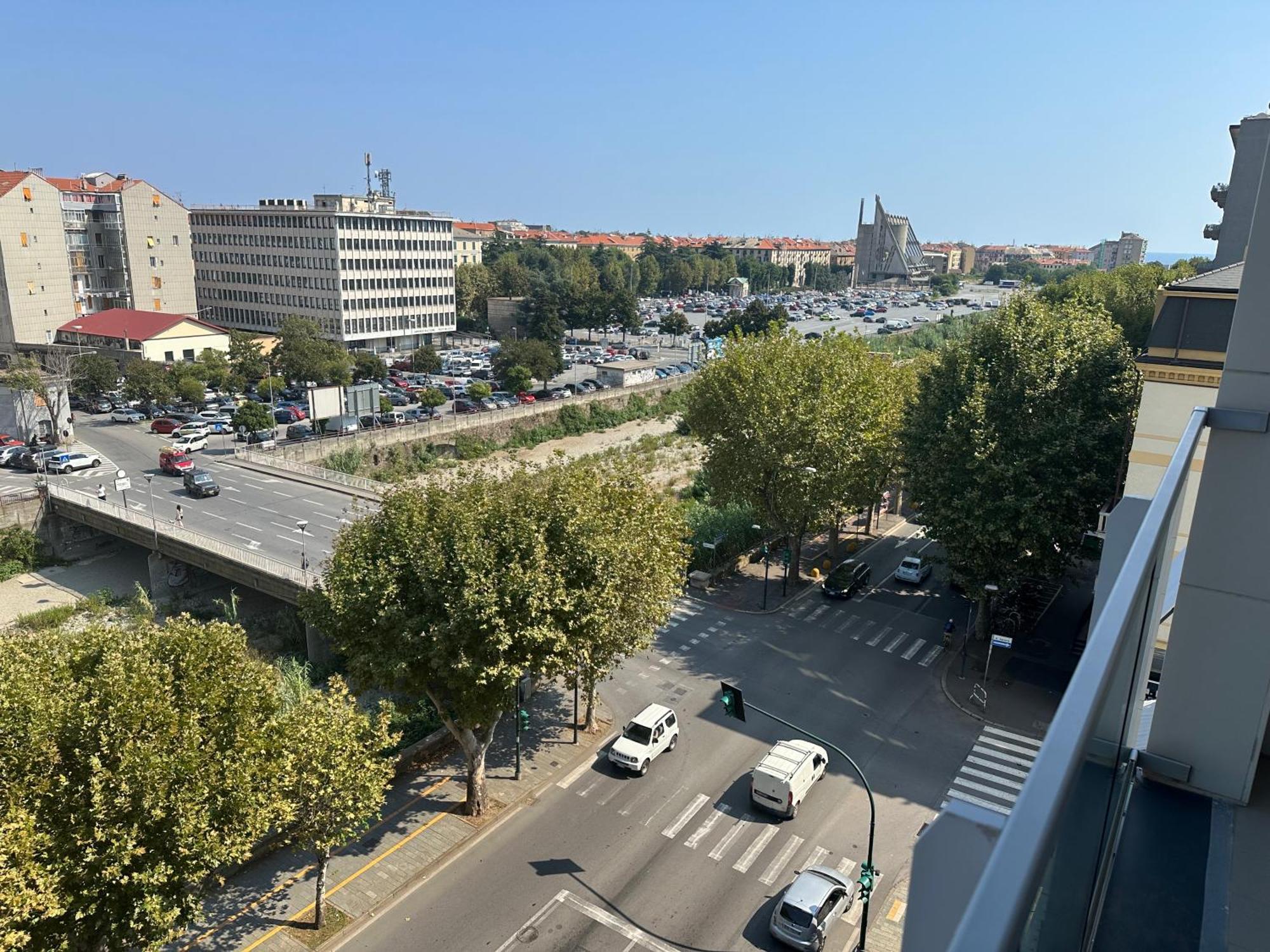 Апартаменти Il Gabbiano Savona "Luxury House" - Wifi, Parking, Shopping Center Екстер'єр фото